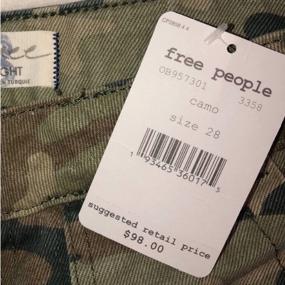 NWOT Free People Remy Camo Crop Pants size 26 - Picture 10 of 10